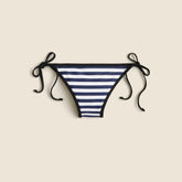 String hipster bikini bottom in contrast stripe