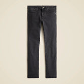 770â„¢ Straight-fit stretch jean in dark charcoal wash