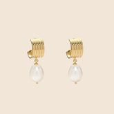 Lady Grey ridge pearl earrings