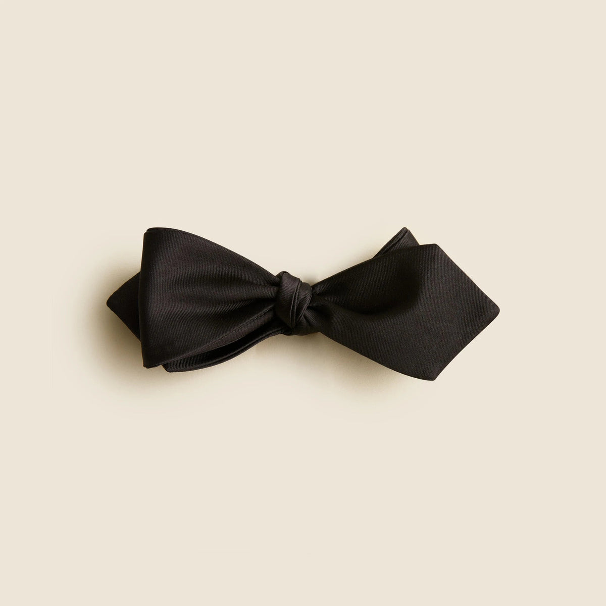 English satin point bow tie