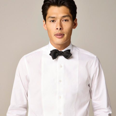 English satin point bow tie