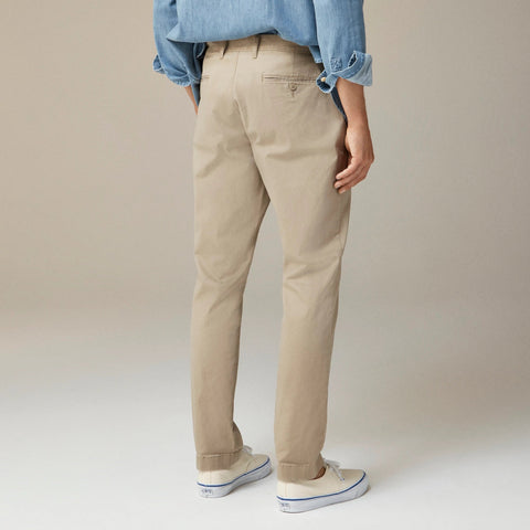 1040 Athletic Tapered-fit stretch chino pant