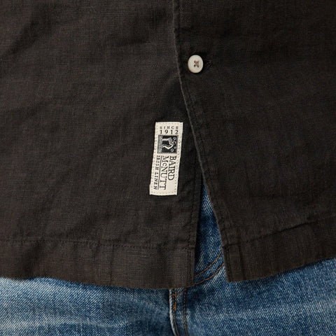 Short-sleeve Baird McNutt garment-dyed Irish linen shirt
