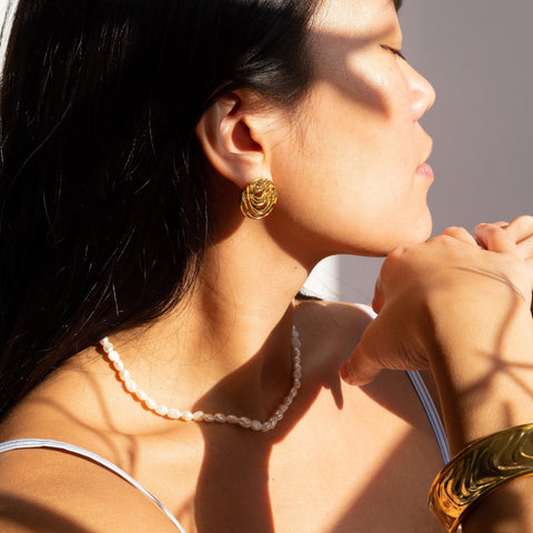 Freshwater pearl necklace