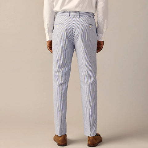 Ludlow Slim-fit unstructured suit pant in seersucker