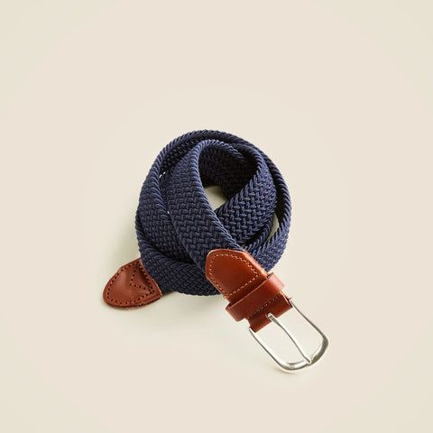 Woven elastic belt with round buckle