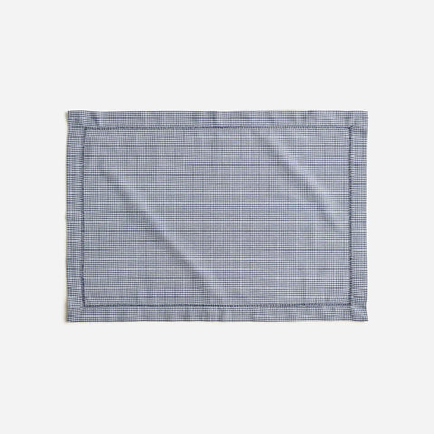 Set-of-four place mats in heritage microgingham