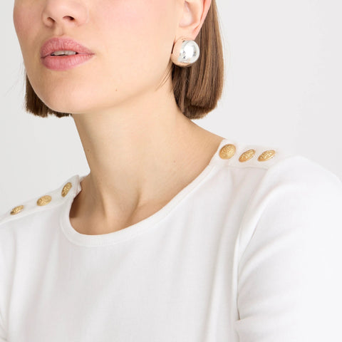 Perfect-fit elbow-sleeve T-shirt with buttons