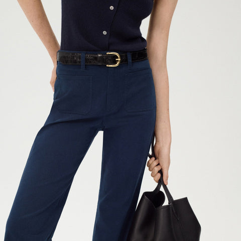 Classic belt in croc-embossed leather