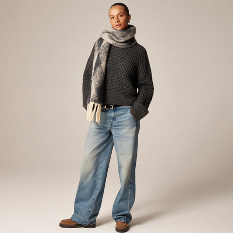 Brushed woven scarf in stripe