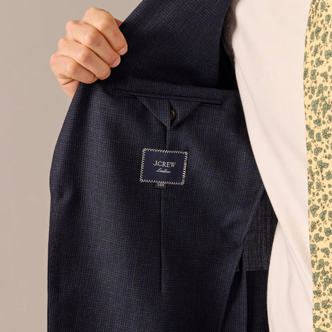 Ludlow Slim-fit suit jacket in English wool