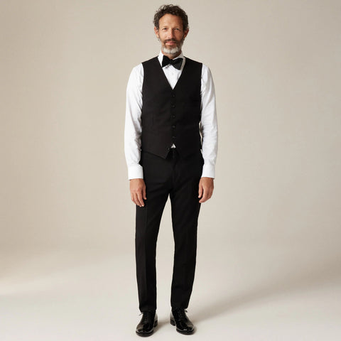 Ludlow Slim-fit tuxedo vest in Italian wool