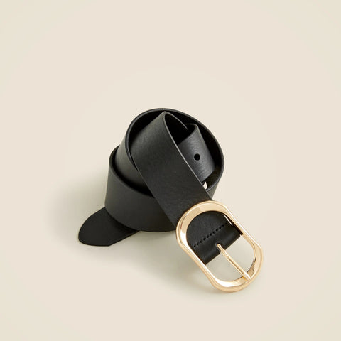 Oval buckle belt in Italian leather