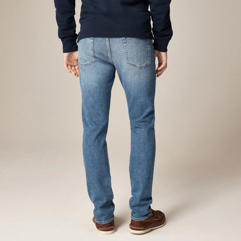 770™ Straight-fit stretch jean in medium wash