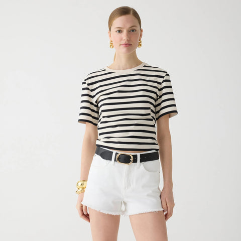 Relaxed denim short in white