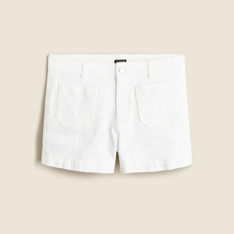 Patch-pocket denim short in white