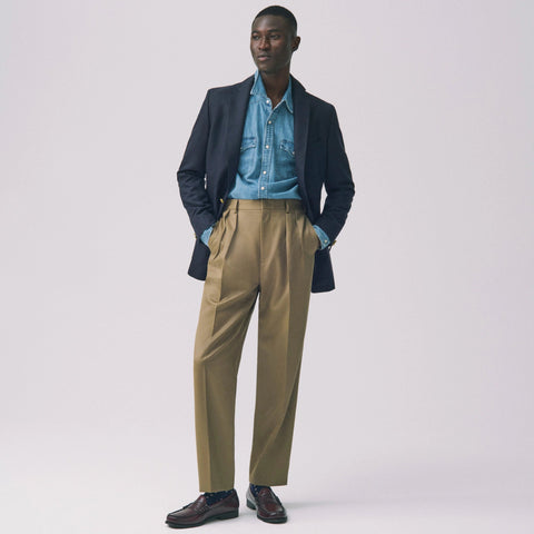 Relaxed-fit double-pleated trouser in Italian wool cavalry twill