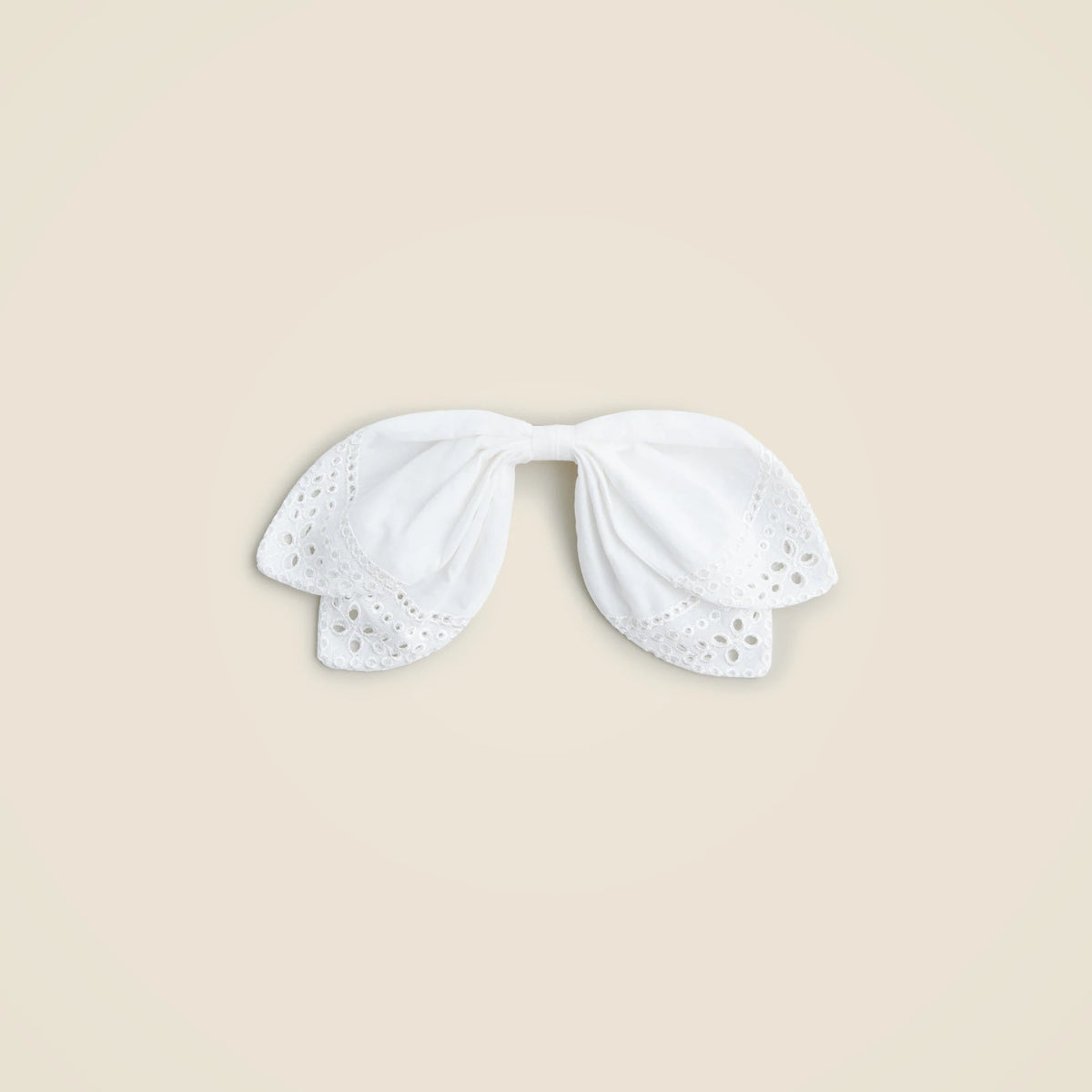 Eyelet bow hair clip