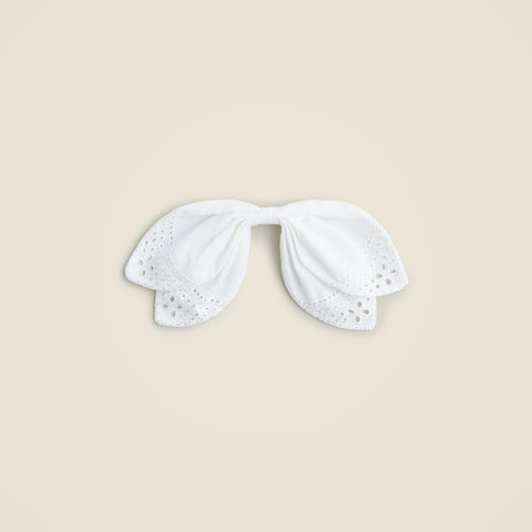 Eyelet bow hair clip