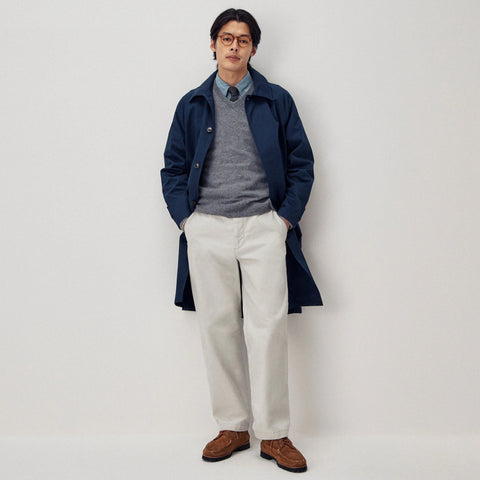 Relaxed midweight cashmere V-neck sweater