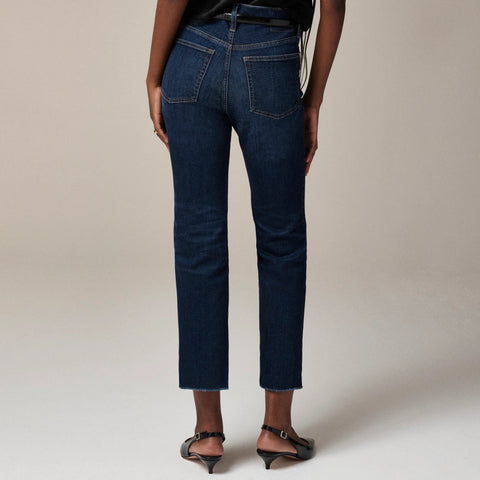 Mid-rise kickout jean