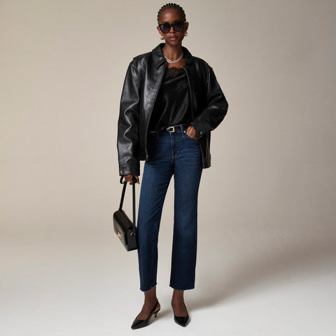 Mid-rise kickout jean