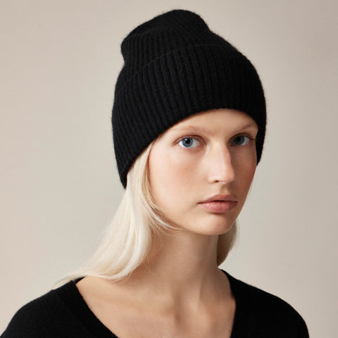 Ribbed cashmere beanie