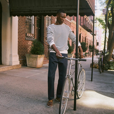 Midweight cashmere boatneck sweater in stripe