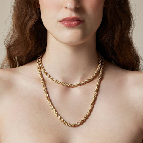 Long twist-chain necklace