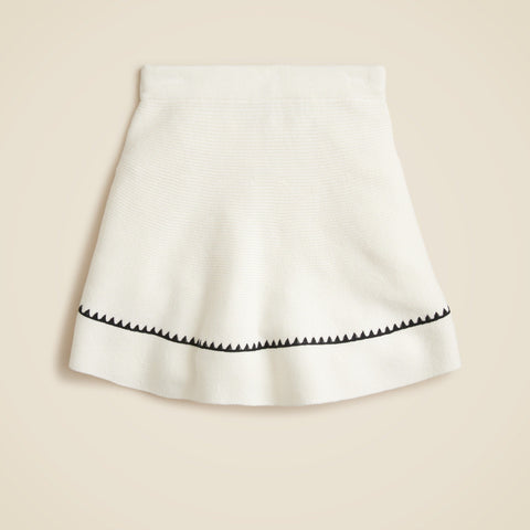 Girls' crochet tennis skirt with rickrack