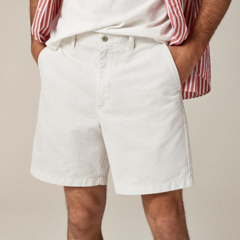 8" Classic chino short