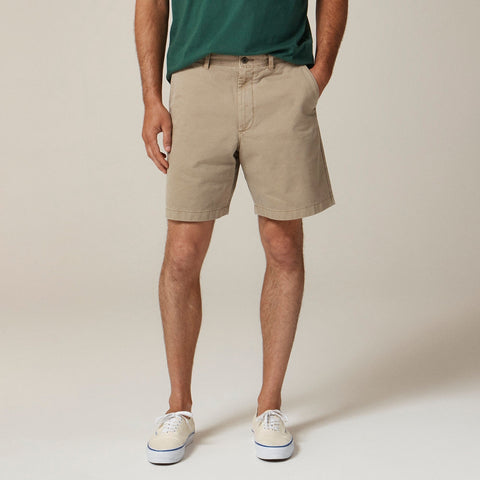 8" Classic chino short
