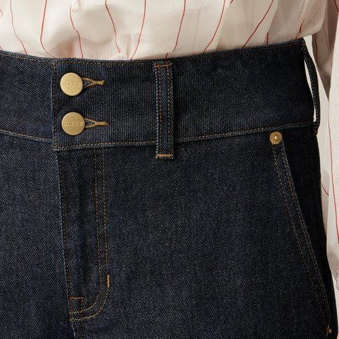 Slim-wide jean with stacked buttons