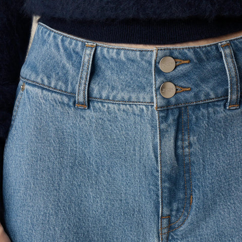 Slim-wide jean with stacked buttons