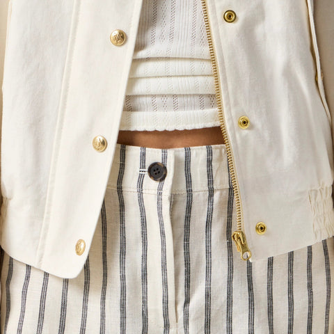 6" Harbor short in striped linen