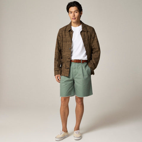 Wallace & Barnes 8" pleated cutoff chino short
