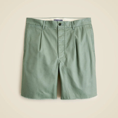 Wallace & Barnes 8" pleated cutoff chino short