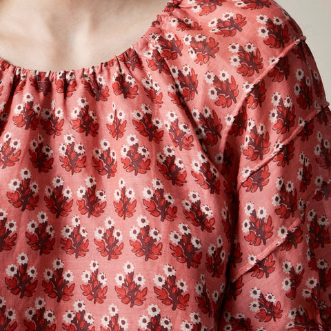 Puff-sleeve top in block-print ramie