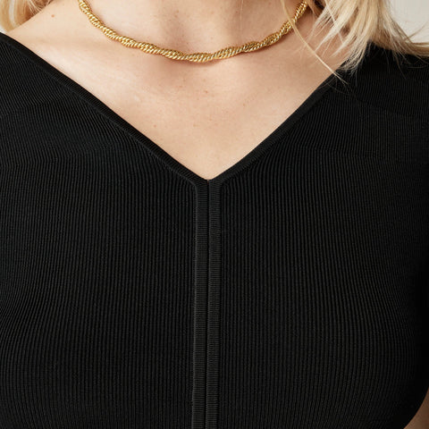 Off-the-shoulder shell tank top