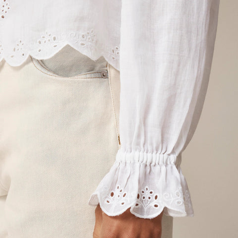 Scallop-trim tie-front top in ramie