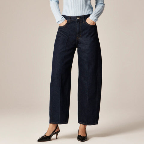 Barrel-leg jean