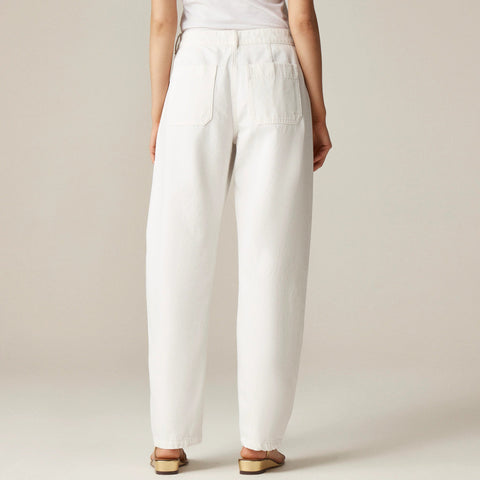 Relaxed barrel-leg jean