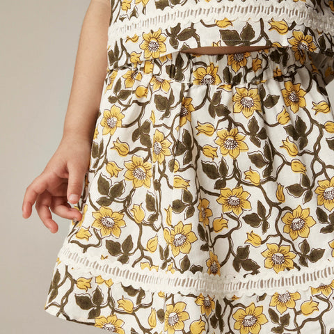 Girls' rickrack skirt in daffodil linen-cotton blend