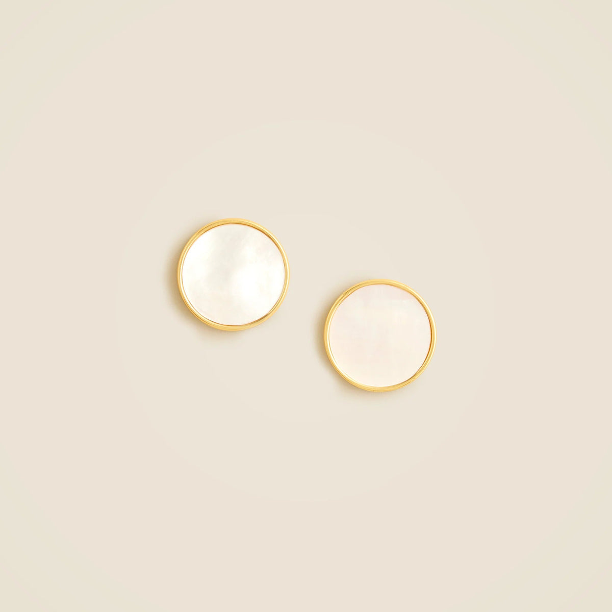 Mother-of-pearl stud earrings