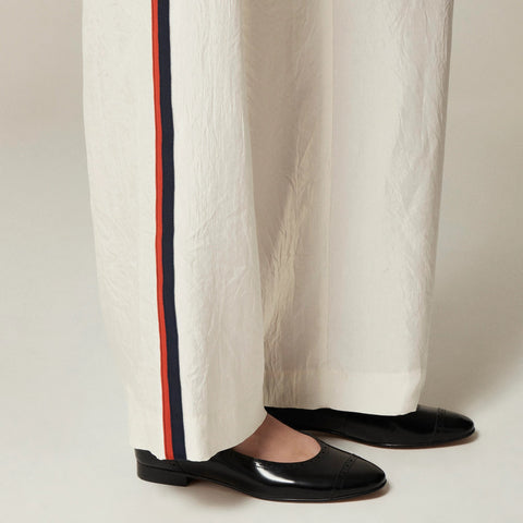 Stratus side-stripe pant in textured satin