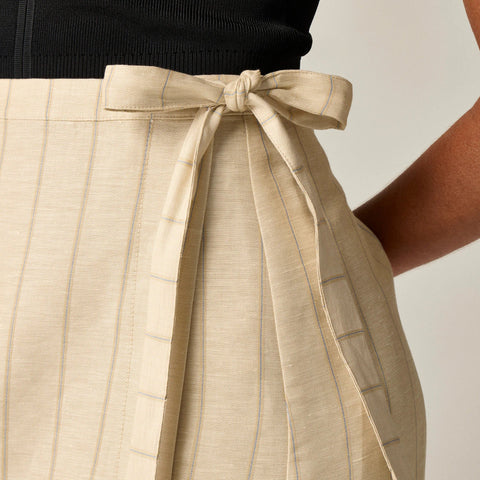 Wrap skirt in striped linen blend