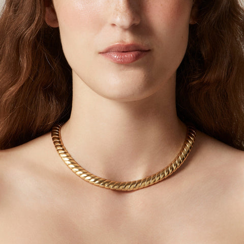 Snake chain collar necklace