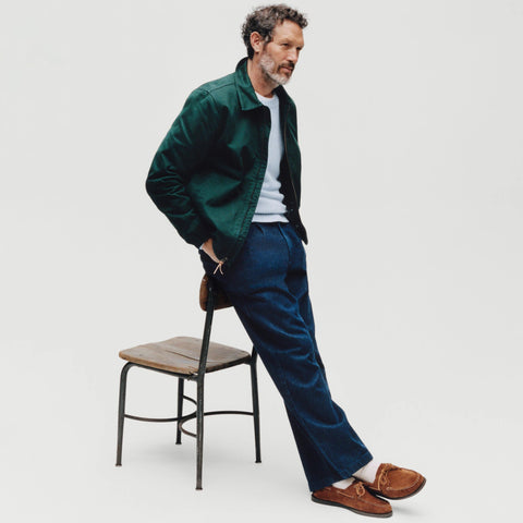 Classic double-pleated indigo-dyed denim pant