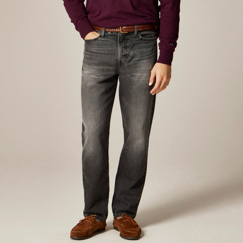 Classic jean in faded black wash