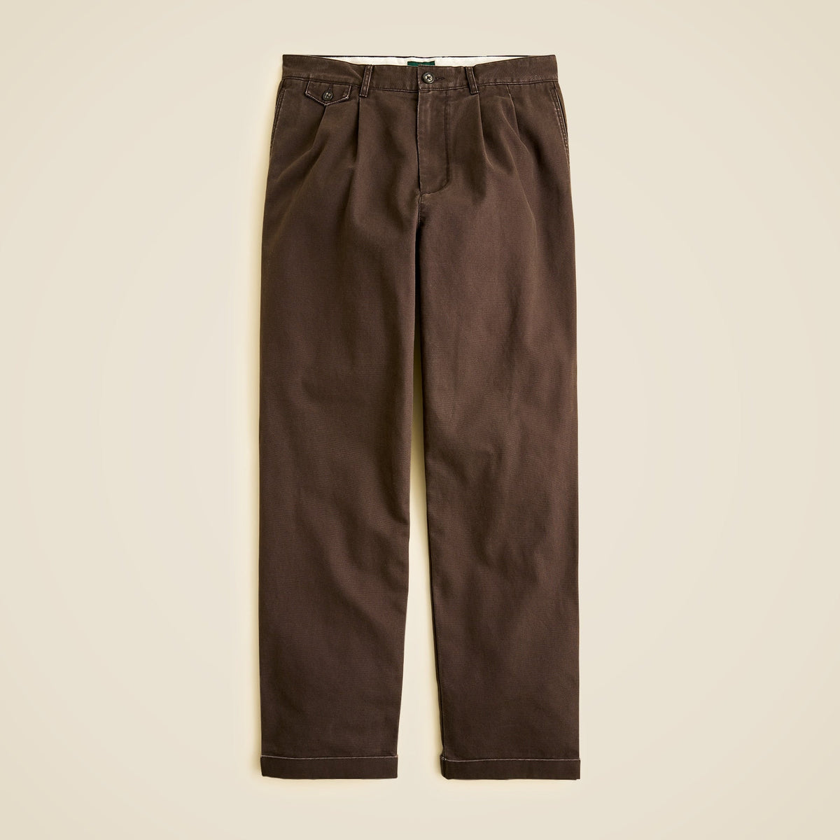Relaxed-fit double-pleated chino pant in washed canvas